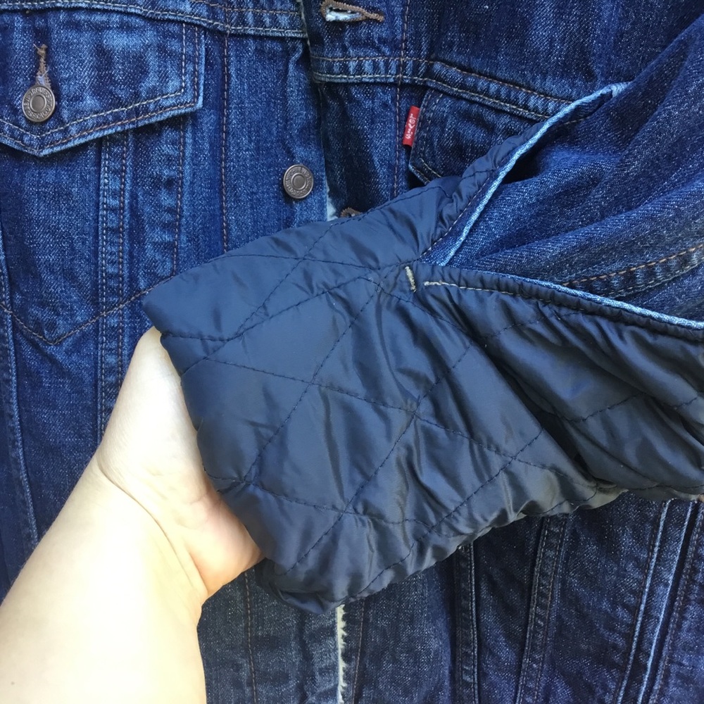 💥SOLD💥Levi’s Truckers Denim Jean Jacket S - Picture 8 of 8